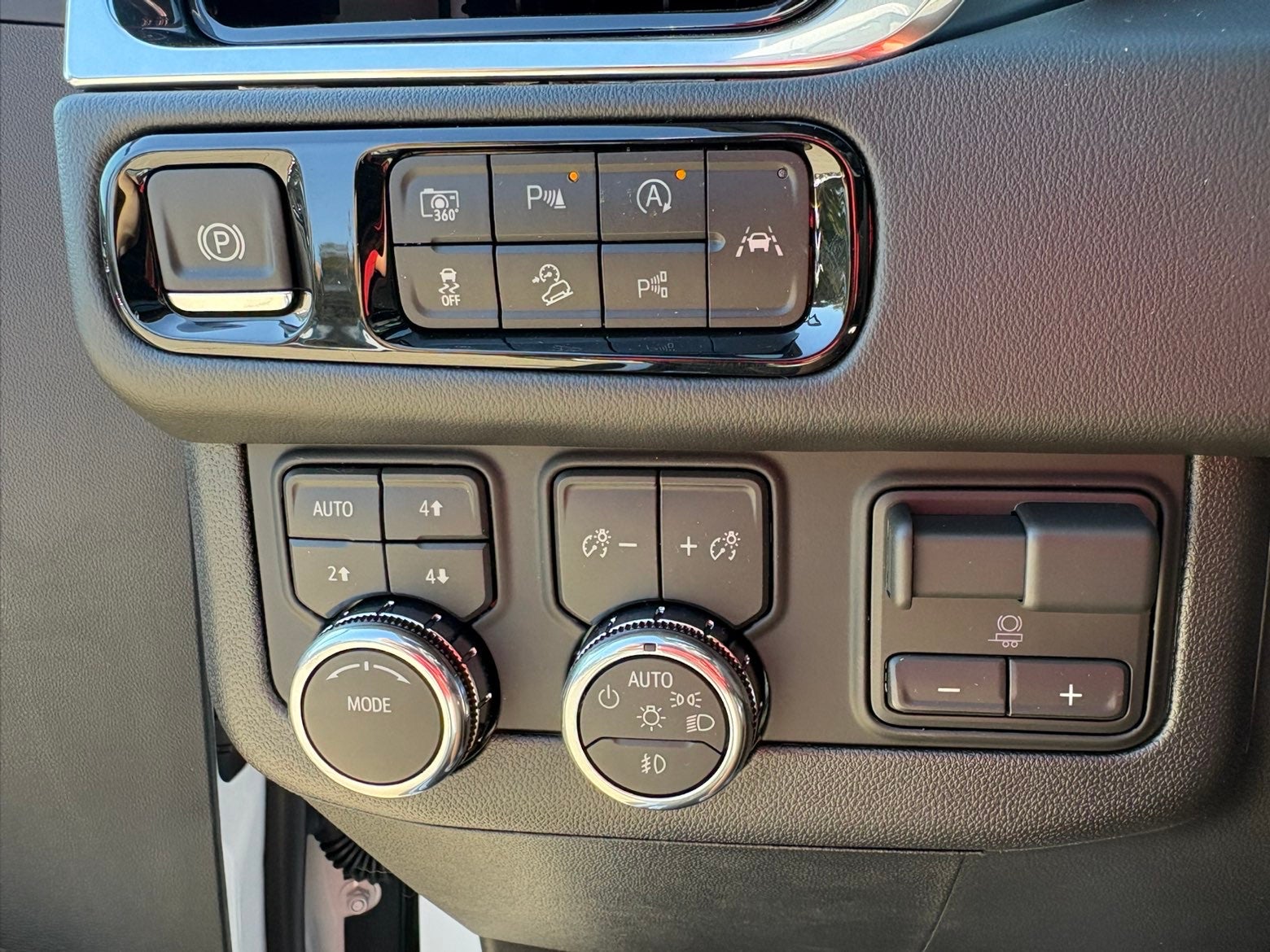 2027 GMC Yukon Elevation