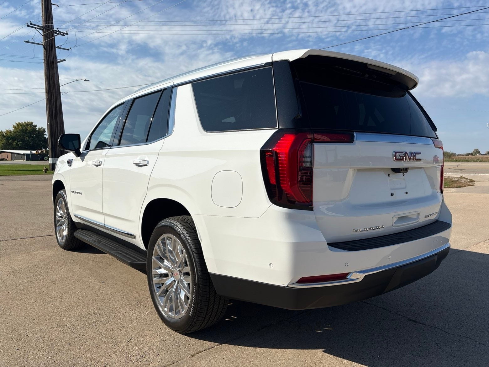 2027 GMC Yukon Elevation