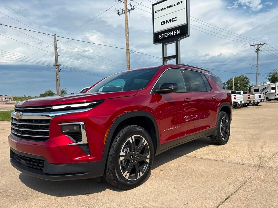 2027 Chevrolet Traverse LT