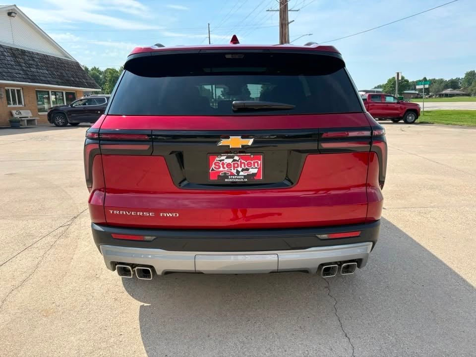 2027 Chevrolet Traverse LT