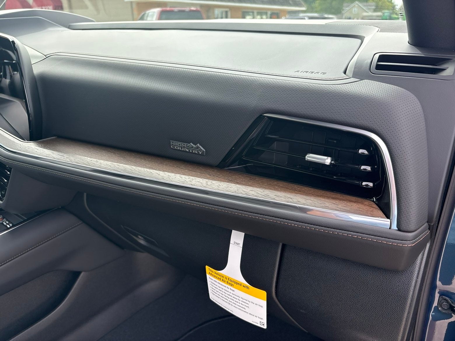 2027 Chevrolet Suburban High Country