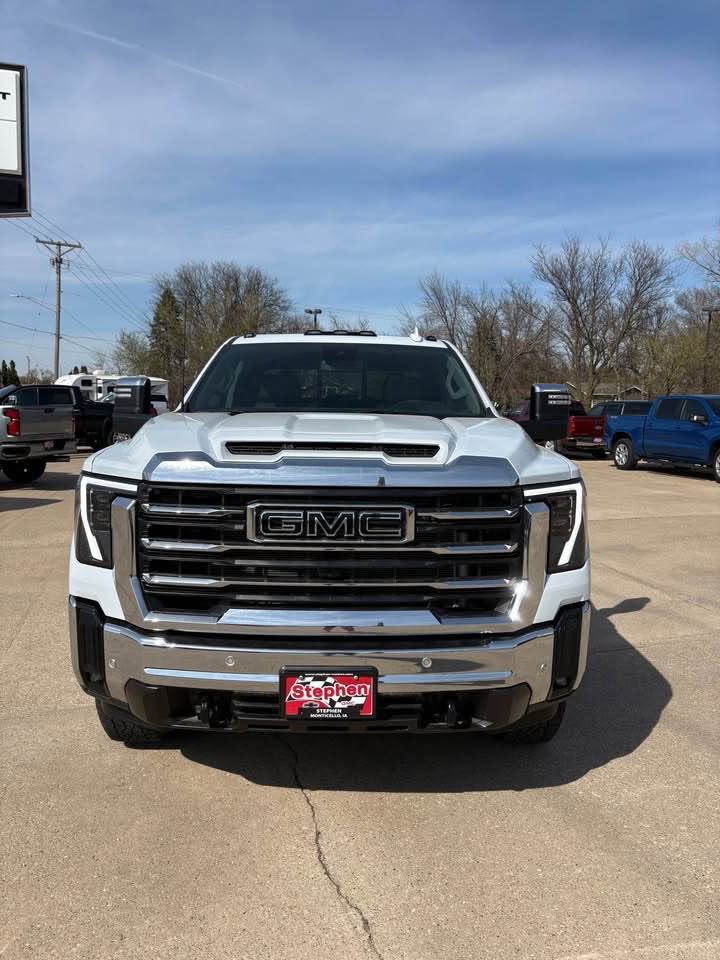 2026 GMC Sierra 2500 HD SLT