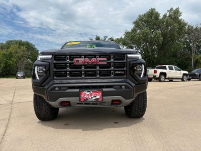2025 GMC Canyon AT4