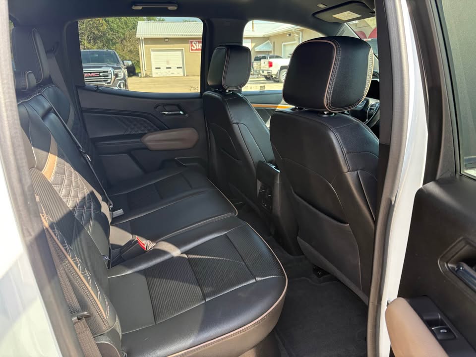 2023 GMC Canyon 4WD Denali