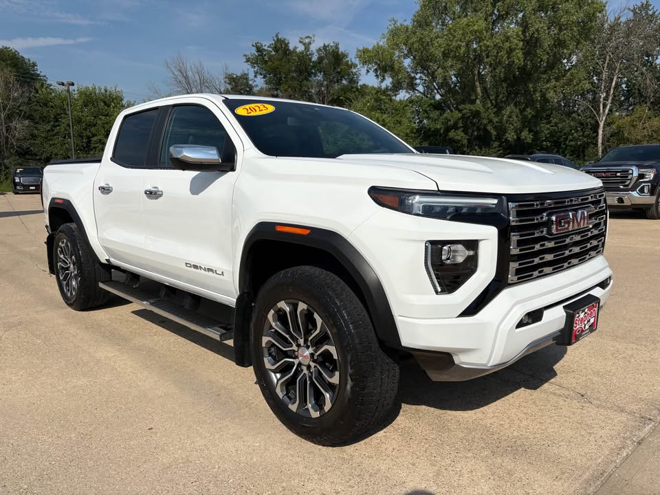 2023 GMC Canyon 4WD Denali